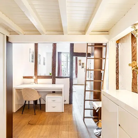 Guestready - Mezzanine Branca No 3º Arr. *