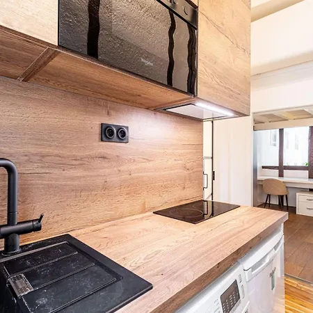 Guestready - Mezzanine Branca No 3º Arr. Apartment